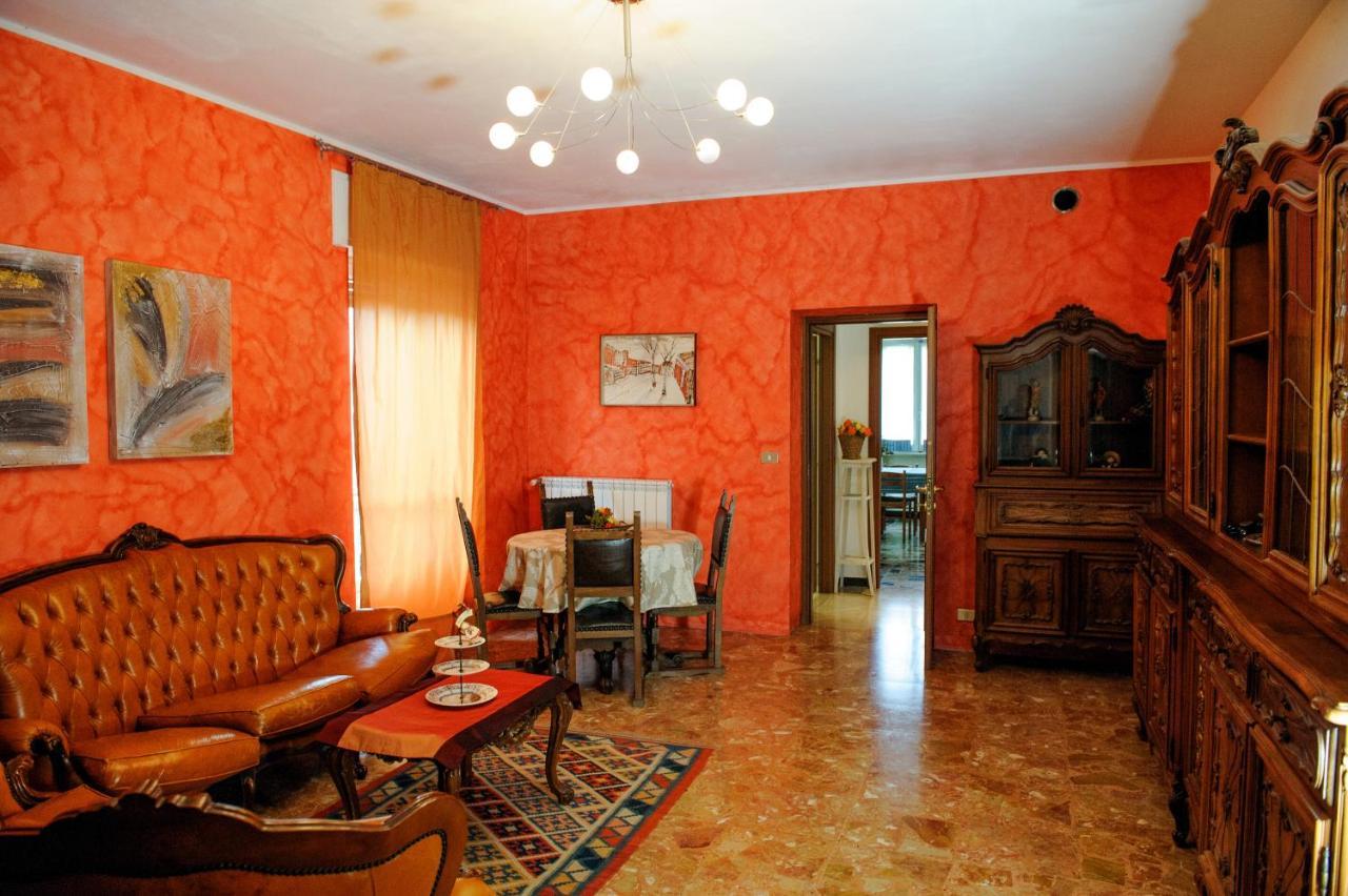 Agriturismo Paitin ألبا المظهر الخارجي الصورة
