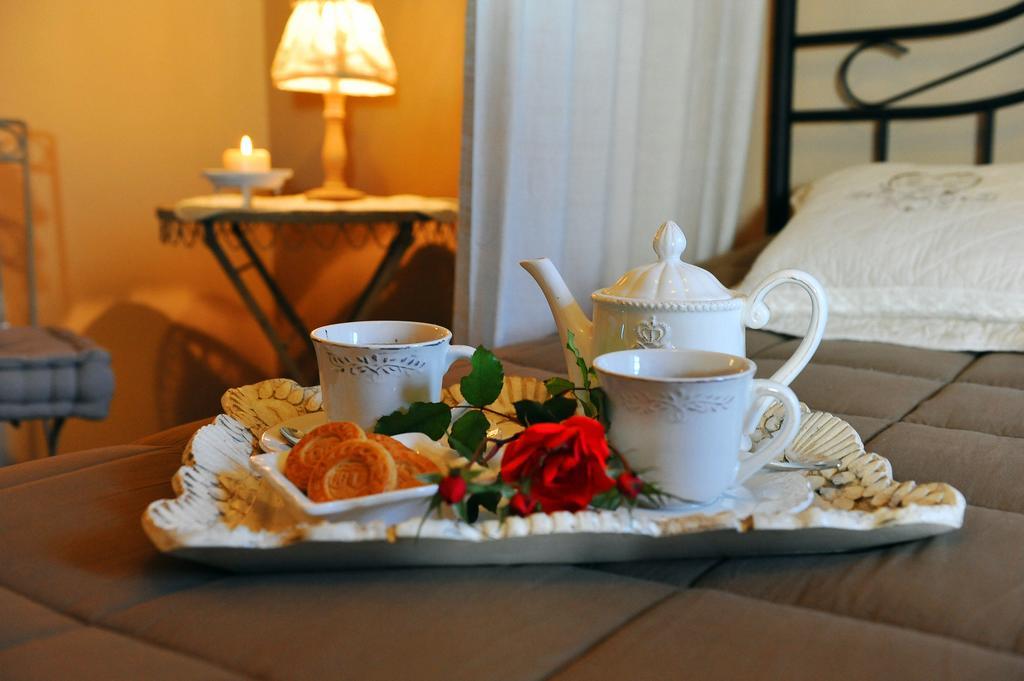 Agriturismo Paitin ألبا الغرفة الصورة