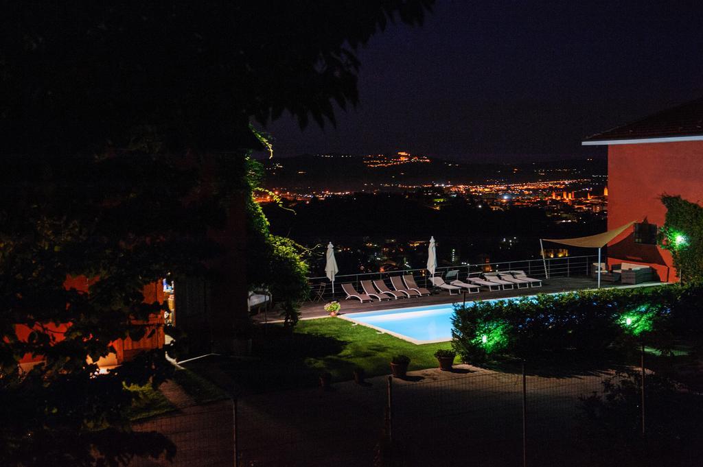 Agriturismo Paitin ألبا المظهر الخارجي الصورة