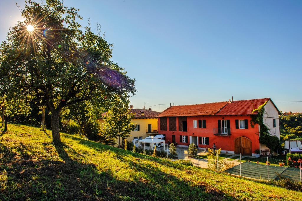 Agriturismo Paitin ألبا المظهر الخارجي الصورة