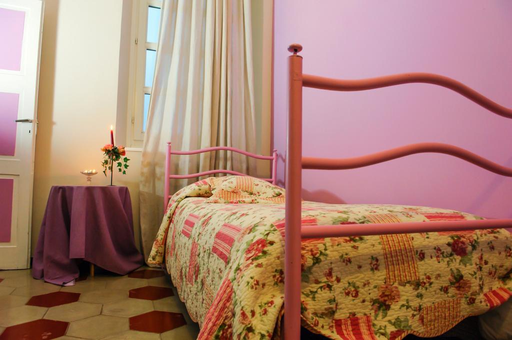 Agriturismo Paitin ألبا الغرفة الصورة