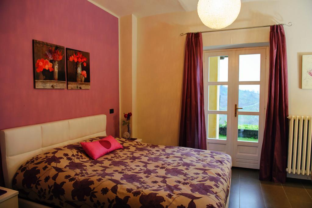 Agriturismo Paitin ألبا الغرفة الصورة