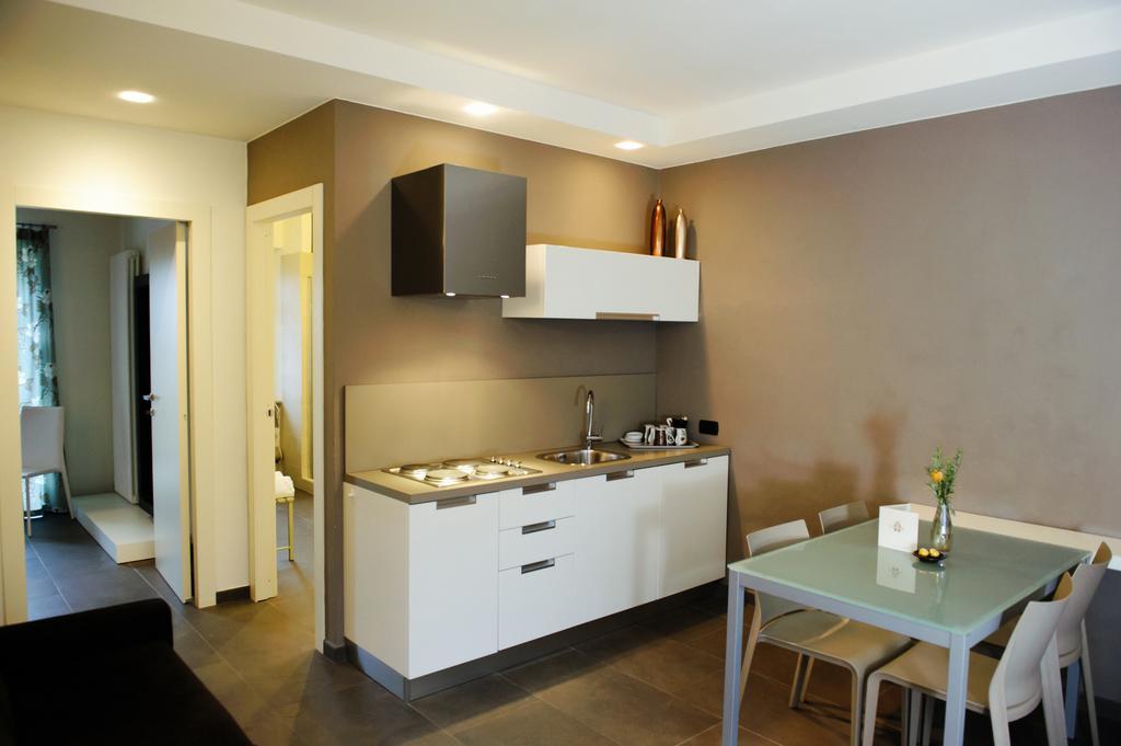 Agriturismo Paitin ألبا الغرفة الصورة