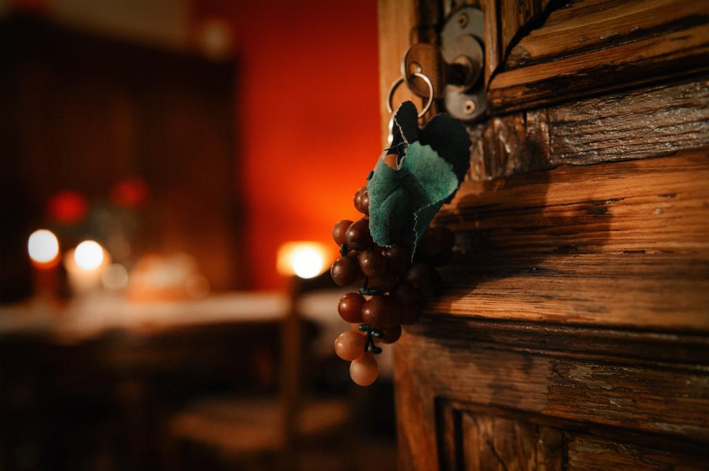 Agriturismo Paitin ألبا الغرفة الصورة