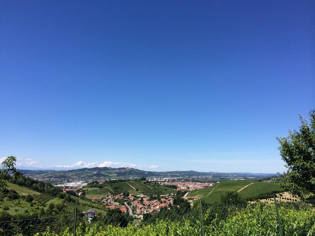 Agriturismo Paitin ألبا الغرفة الصورة